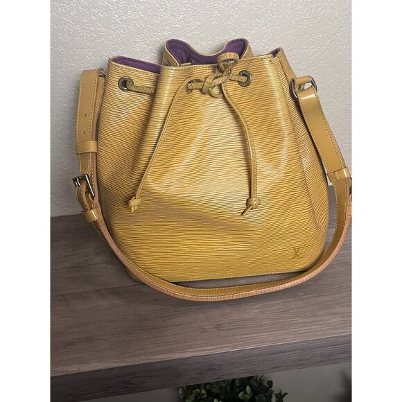 Louis Vuitton Noé Petit Epi Leather Bucket Bag Cipango Gold Yellow Purple - Picture 2 of 7